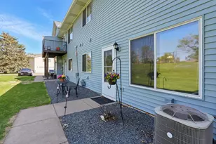 111 96th Ln NE, Blaine, MN 55434 - Photo 2