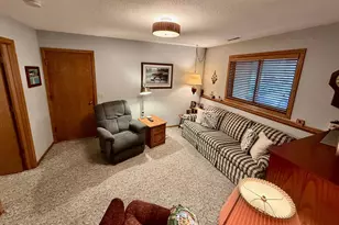 7062 W 113th St, Bloomington, MN 55438 - Photo 22