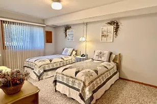 7062 W 113th St, Bloomington, MN 55438 - Photo 24