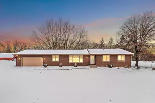 18136 Yorkshire Ave, Prior Lake, MN 55372 - Photo 2