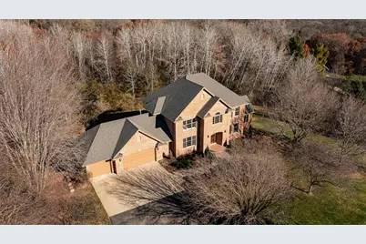75 River Bluff Place NW, Rochester, MN 55901 - Photo 2