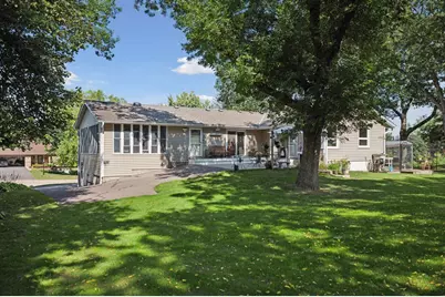 4415 Victoria Street N, Shoreview, MN 55126 - Photo 38