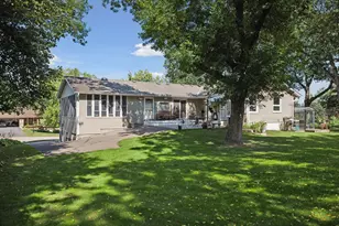 4415 Victoria St N, Shoreview, MN 55126 - Photo 38