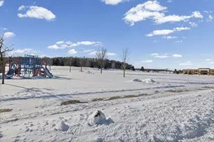 2866 Coventry Cir, River Falls, WI 54022 - Photo 38