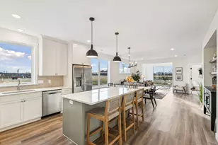 987 Turner Ln, New Richmond, WI 54017 - Photo 8