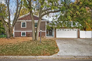 14696 Dory Ct, Apple Valley, MN 55124 - Photo 1