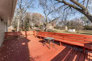 2130 Douglas Dr N, Golden Valley, MN 55422 - Photo 40