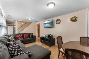 2130 Douglas Dr N, Golden Valley, MN 55422 - Photo 10