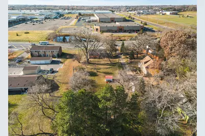 2130 Douglas Drive N, Golden Valley, MN 55422 - Photo 52