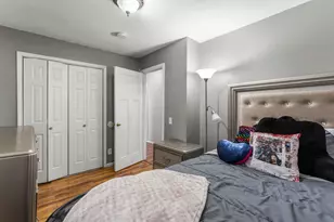 2130 Douglas Dr N, Golden Valley, MN 55422 - Photo 26