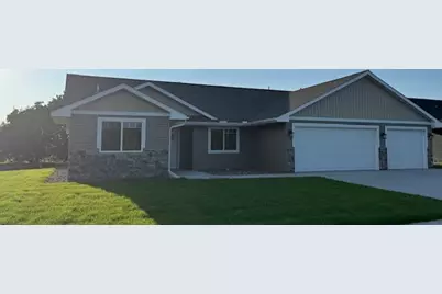 38578 Hawthorne Avenue, North Branch, MN 55056 - Photo 1