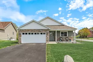 800 Harvest Cir SW, Lonsdale, MN 55046 - Photo 1