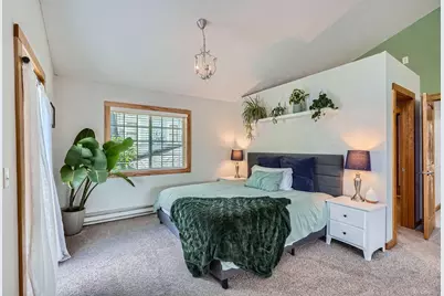 8 Queen Avenue S, Minneapolis, MN 55405 - Photo 18