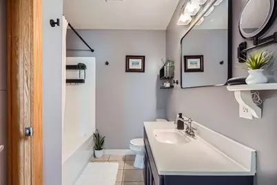 8 Queen Avenue S, Minneapolis, MN 55405 - Photo 20