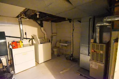 1009 Knight Avenue N, Thief River Falls, MN 56701 - Photo 36