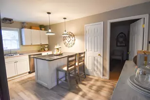 1009 Knight Ave N, Thief River Falls, MN 56701 - Photo 4