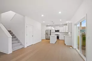 874 Londonderry Ln NW, Rochester, MN 55901 - Photo 6