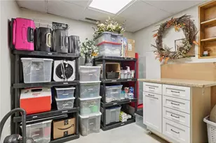 2404 Helena Ave N, Oakdale, MN 55128 - Photo 32