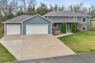 217 Primrose Ln, Cannon Falls, MN 55009 - Photo 30