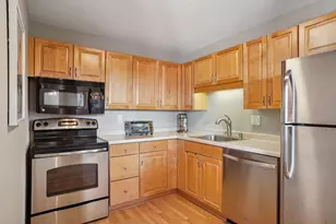 78 10th Street E, Saint Paul, MN 55101 - Photo 8