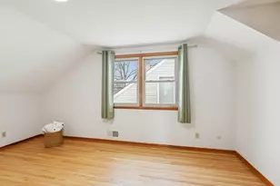 1922 Malvern St, Lauderdale, MN 55113 - Photo 16