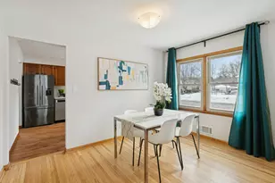 1922 Malvern St, Lauderdale, MN 55113 - Photo 6