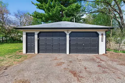 9834 Emerson Avenue S, Bloomington, MN 55431 - Photo 28