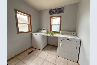 136 1st Avenue, Alden, MN 56009 - Photo 6