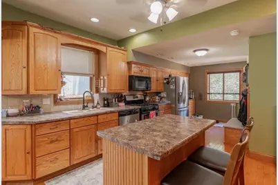 136 1st Avenue, Alden, MN 56009 - Photo 2