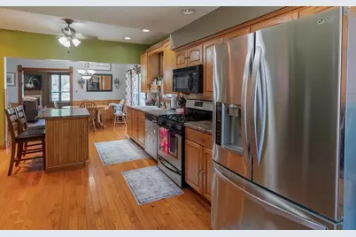 136 1st Avenue, Alden, MN 56009 - Photo 4