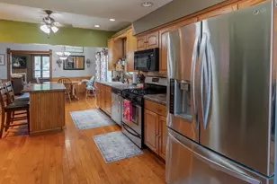 136 1st Ave, Alden, MN 56009 - Photo 4
