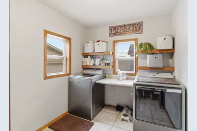 136 1st Avenue, Alden, MN 56009 - Photo 6