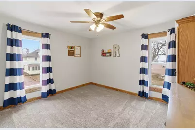 136 1st Avenue, Alden, MN 56009 - Photo 32