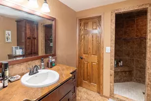 136 1st Ave, Alden, MN 56009 - Photo 22