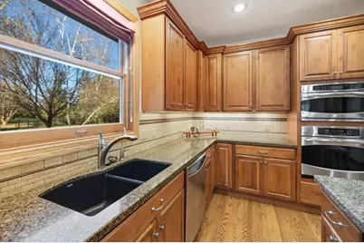 4270 McDonald Drive N, Stillwater, MN 55082 - Photo 8