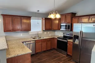 1109 8th Ave, Isanti, MN 55040 - Photo 2