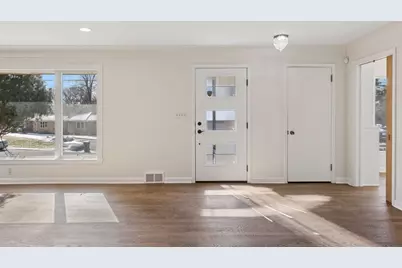 2079 Upper Saint Dennis Road, Saint Paul, MN 55116 - Photo 6