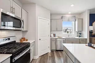 985 Stone Creek Dr., Jordan, MN 55352 - Photo 4