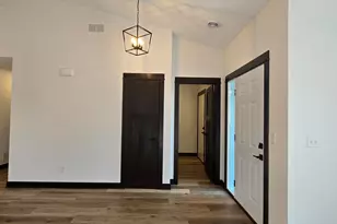 1427 Cullen St, Saint Peter, MN 56082 - Photo 10