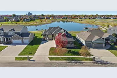 2141 38th Street S, Moorhead, MN 56560 - Photo 1