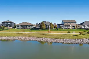 2141 38th St S, Moorhead, MN 56560 - Photo 6