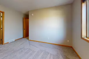 1228 Kenneth St, Detroit Lakes, MN 56501 - Photo 14