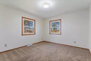 29964 Quinlan Ave, Center City, MN 55012 - Photo 8