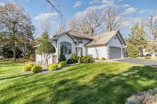 38280 Great Oaks Ct, North Branch, MN 55056 - Photo 2