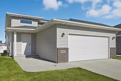 3767 Chinook Drive S, Fargo, ND 58104 - Photo 2