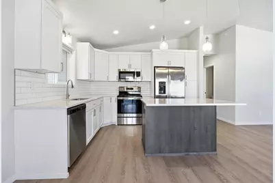 3767 Chinook Drive S, Fargo, ND 58104 - Photo 8