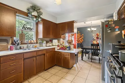 4355 Colorado Avenue N, Crystal, MN 55422 - Photo 8