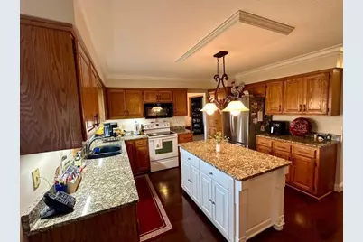 1147 Mary Place S, Maplewood, MN 55119 - Photo 6