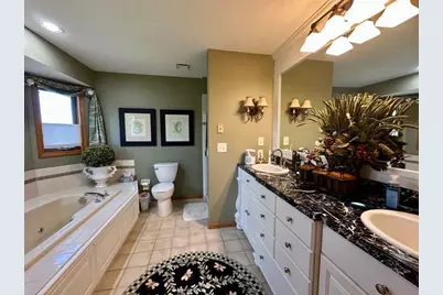 1147 Mary Place S, Maplewood, MN 55119 - Photo 26