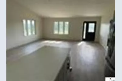 2214 Lake Avenue, New Ulm, MN 56073 - Photo 6